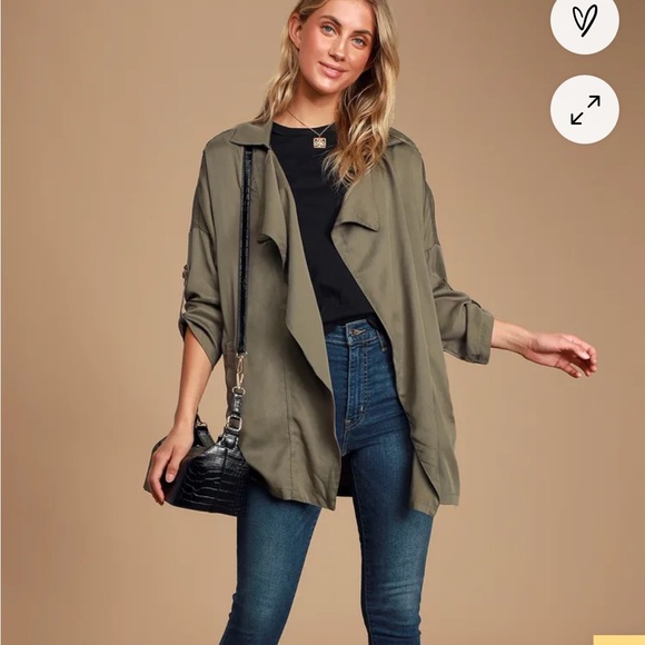 Lulu’s cascade jacket. Cover up, with pockets NWOT - Picture 2 of 11